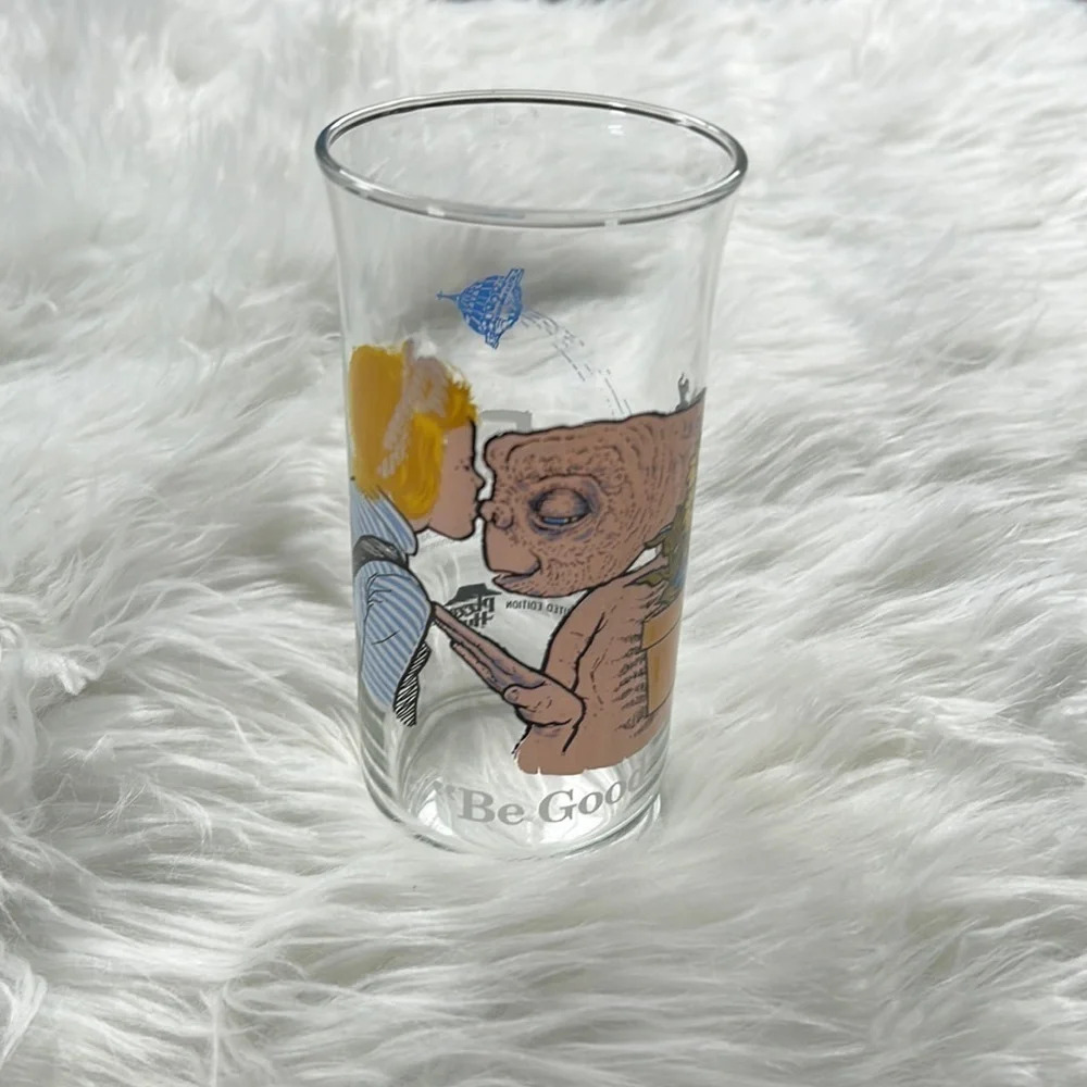 ET Vintage glass 1982 drinking glass extraterrestrial